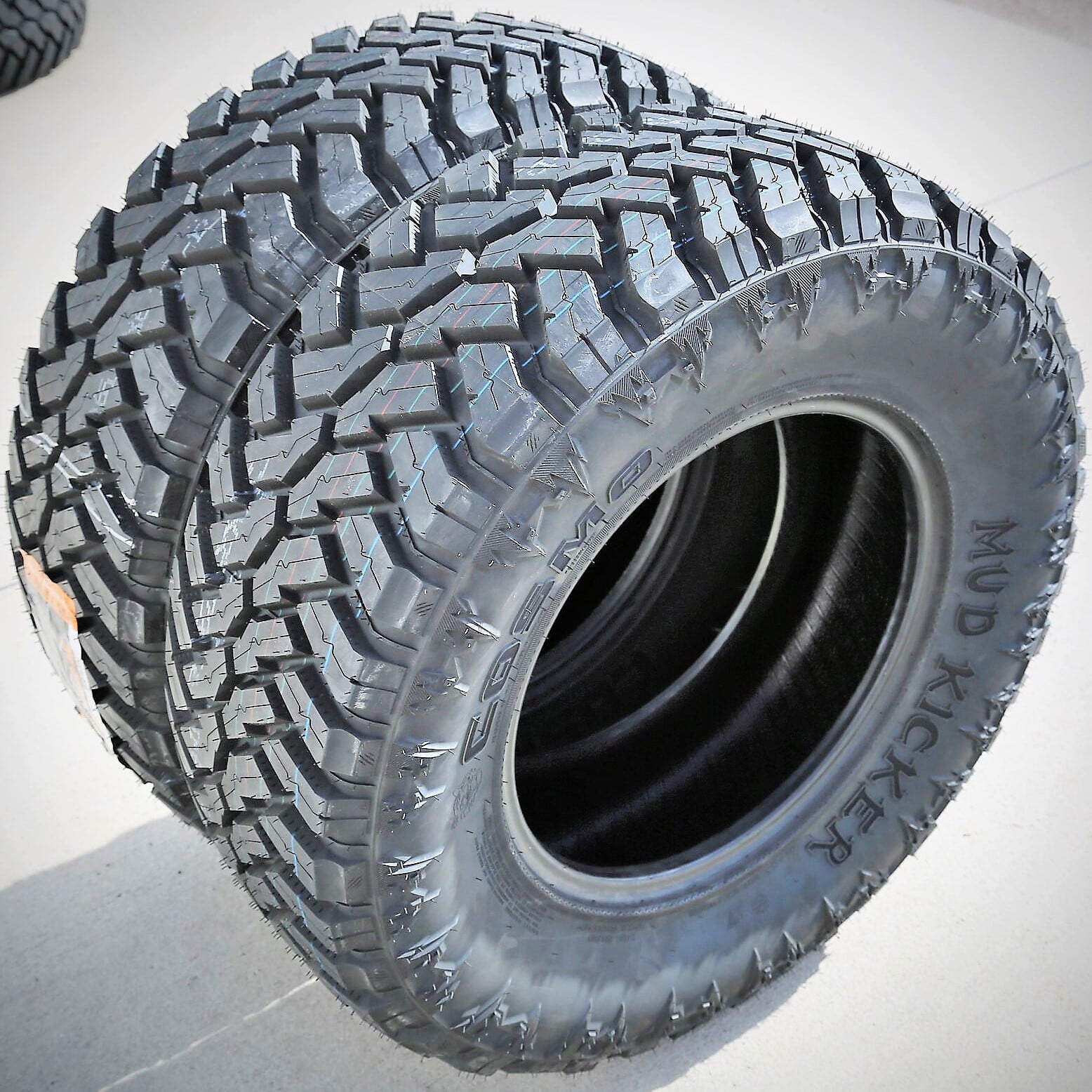 Cosmo Mud Kicker 35X12.50R17 121Q E 10 Ply m/t Light Truck Tire