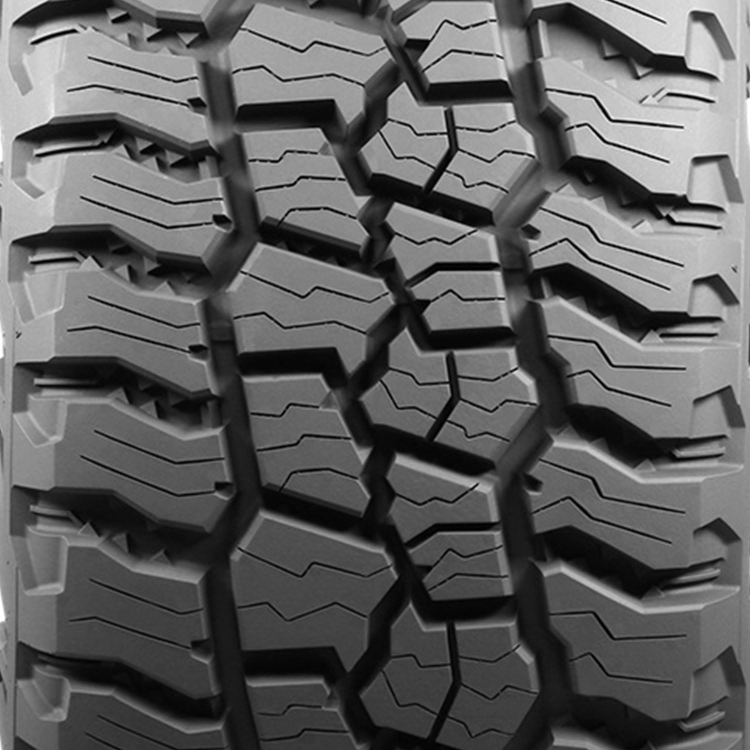 Mickey Thompson Baja Boss A/T 305/45R22/6 118T All Season