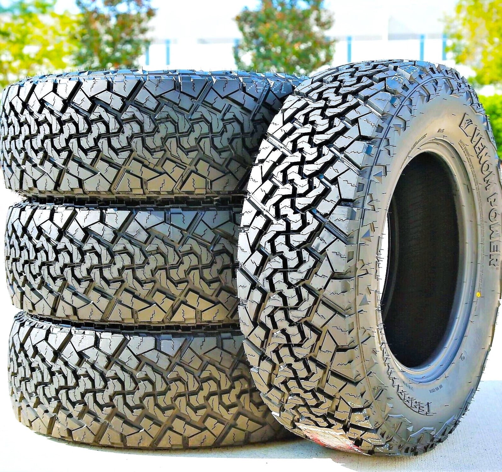 Venom Power Terra Hunter X/T 265/70R16 112T Extreme Terrain Tire