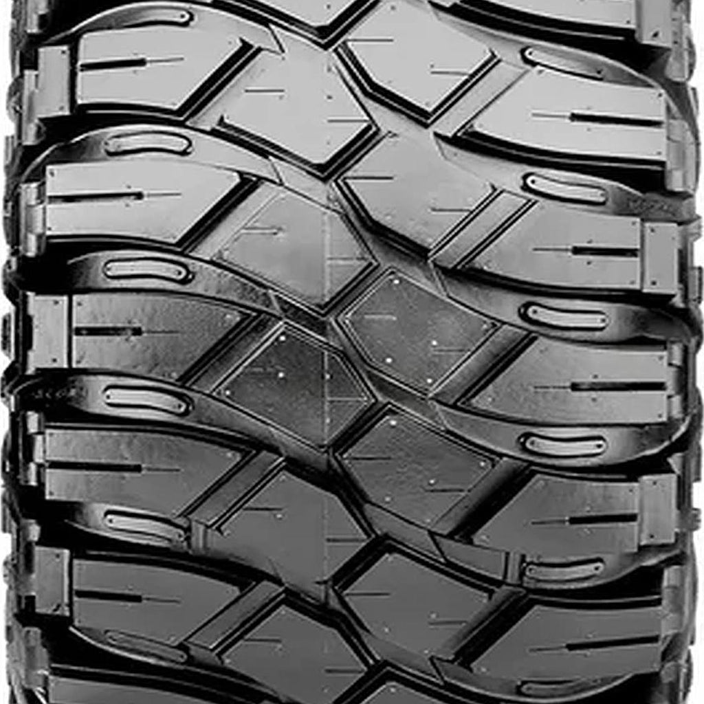 Maxxis Creepy Crawler M8090 Mud Terrain LT35X12.50-15 113L C Light Truck Tire
