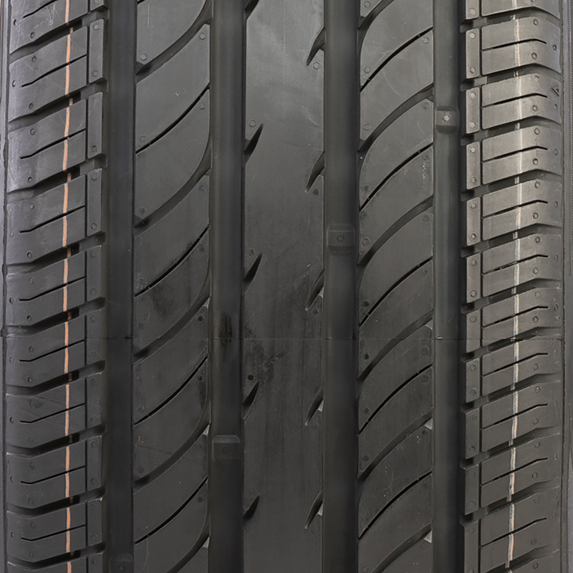 Montreal Eco-2 All Season 235/40R19 96W XL Passenger Tire