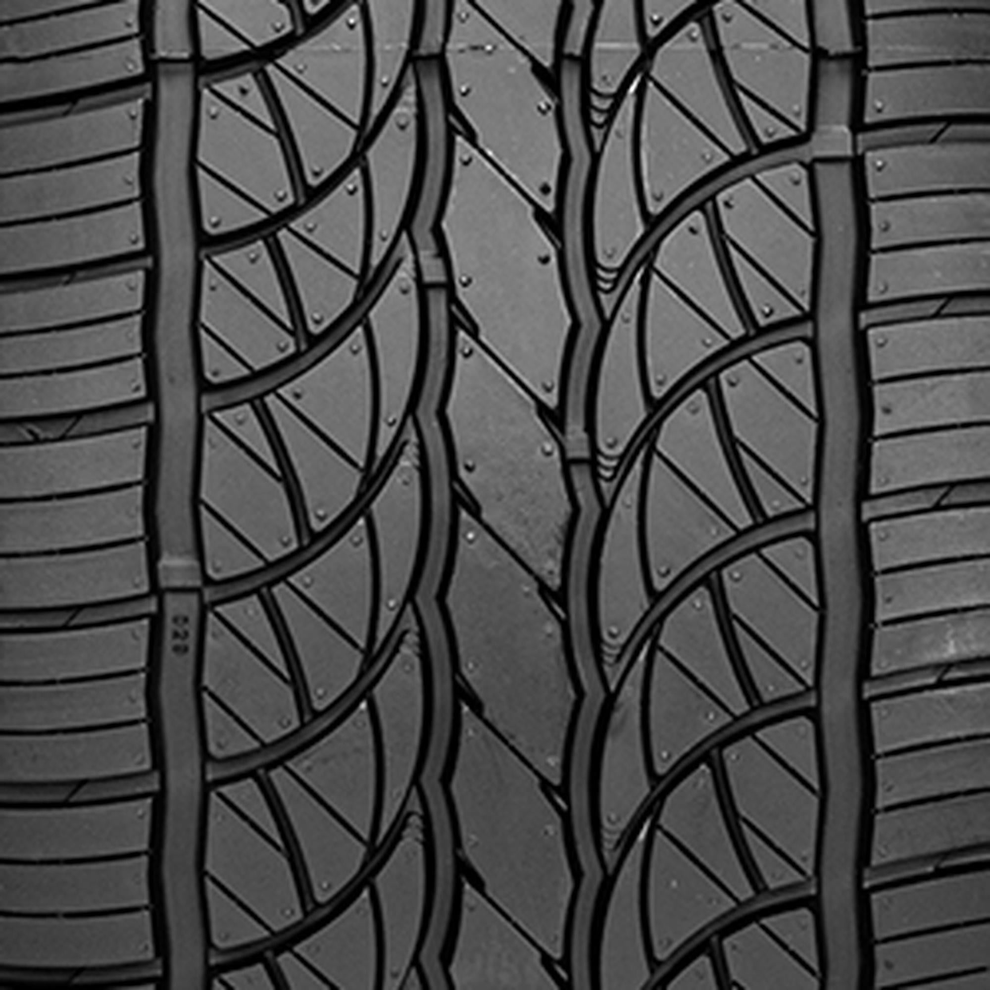 Forceland Kunimoto-F28 All Season 305/45R22 118V XL Light Truck Tire