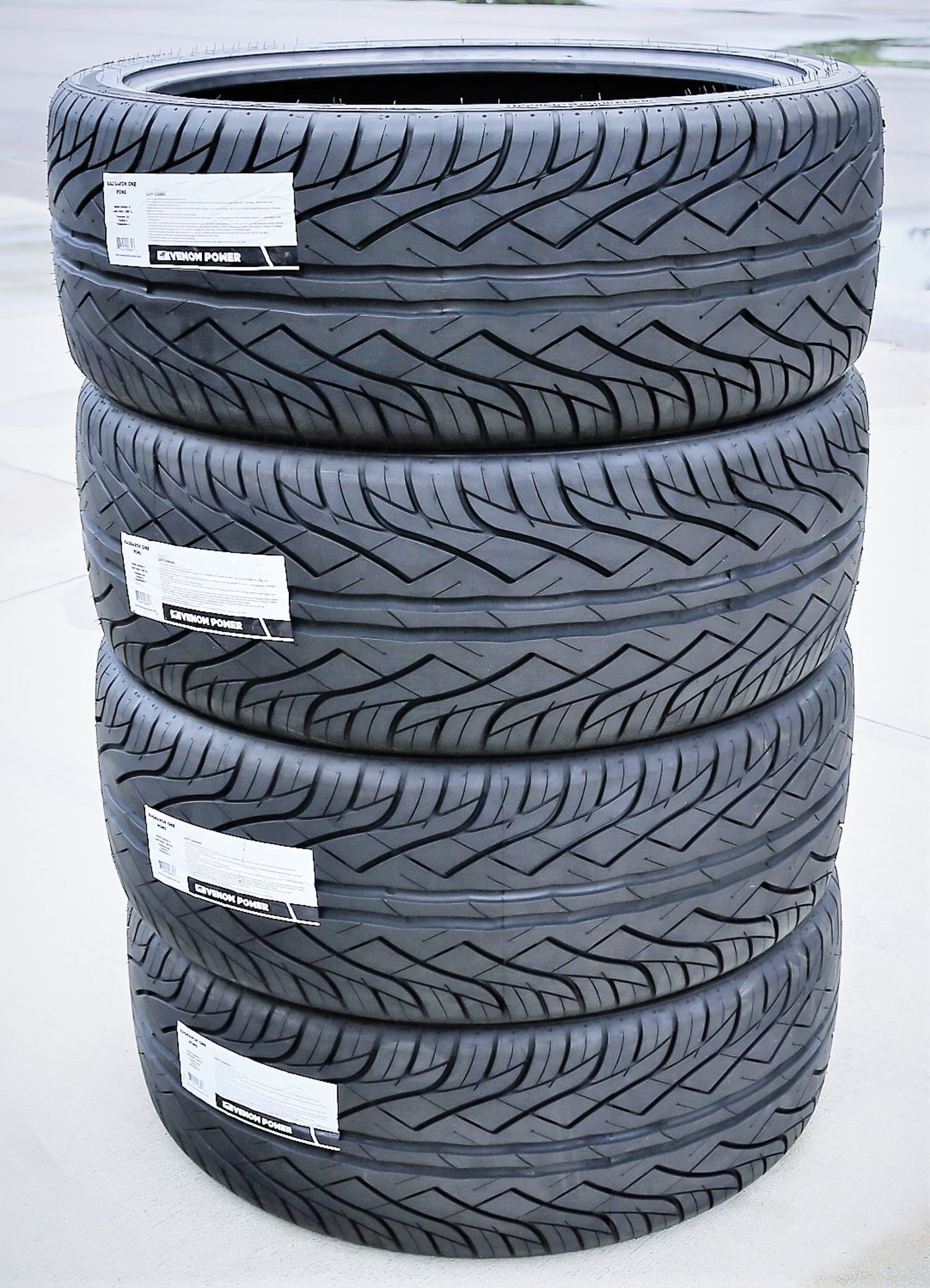 Venom Power Ragnarok One 275/25ZR30 275/25R30 108W XL High Performance a/s All Season Tire