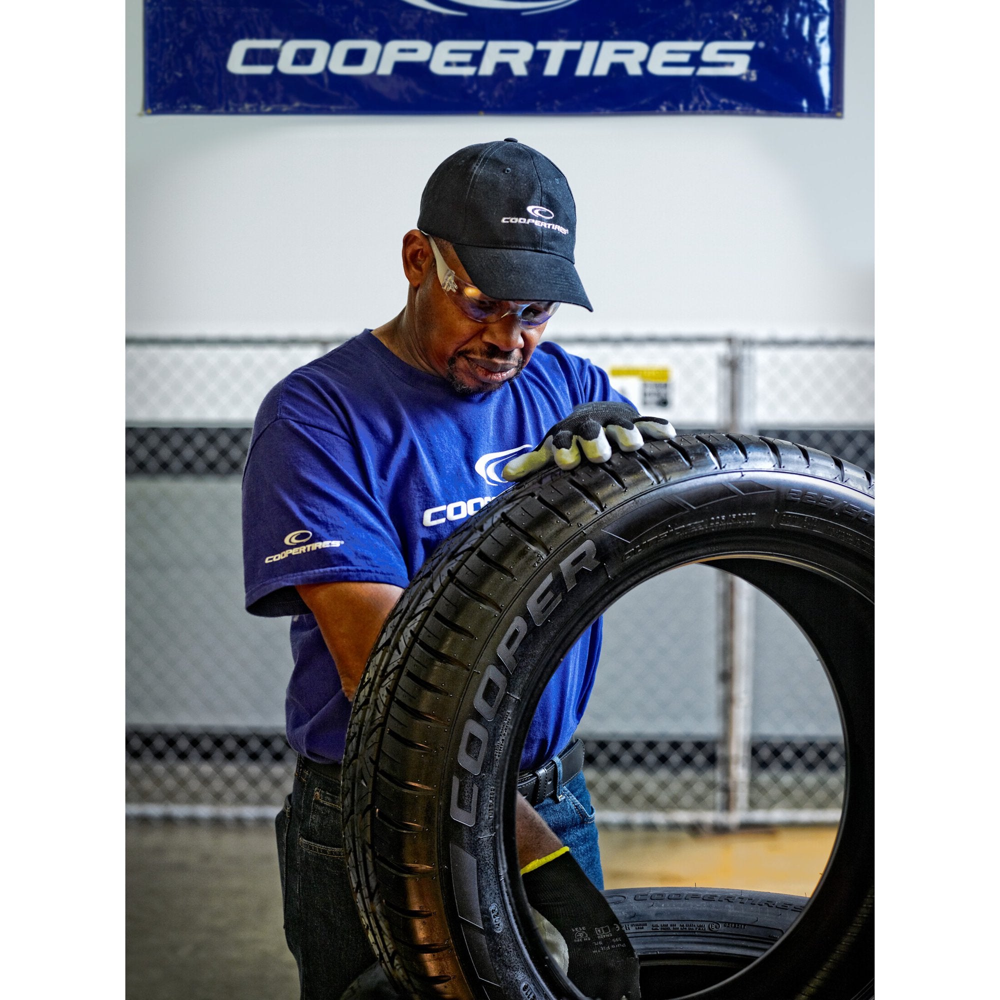 Cooper Tires Cooper Evolution Tour All-Season 185/65R14 86H Tire
