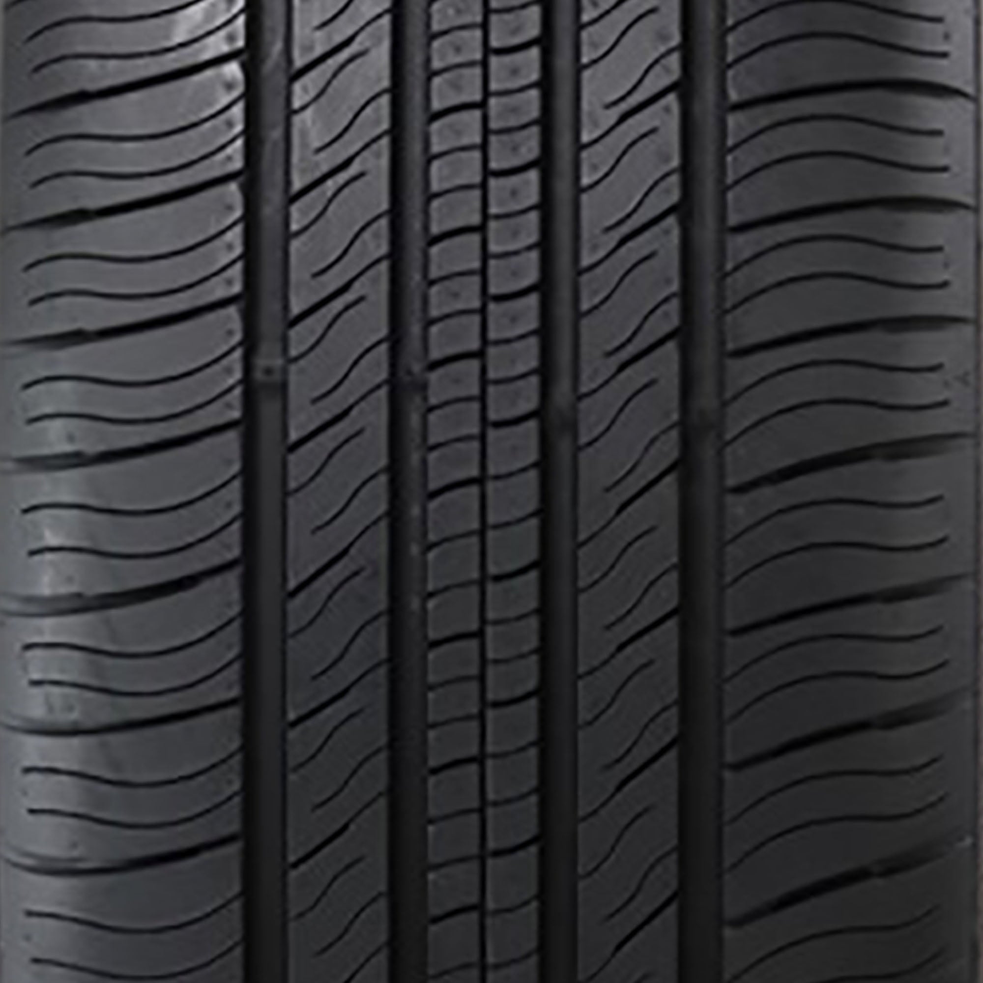 GT Radial CHAMPIRO TOURING A/S 215/55R17 94V