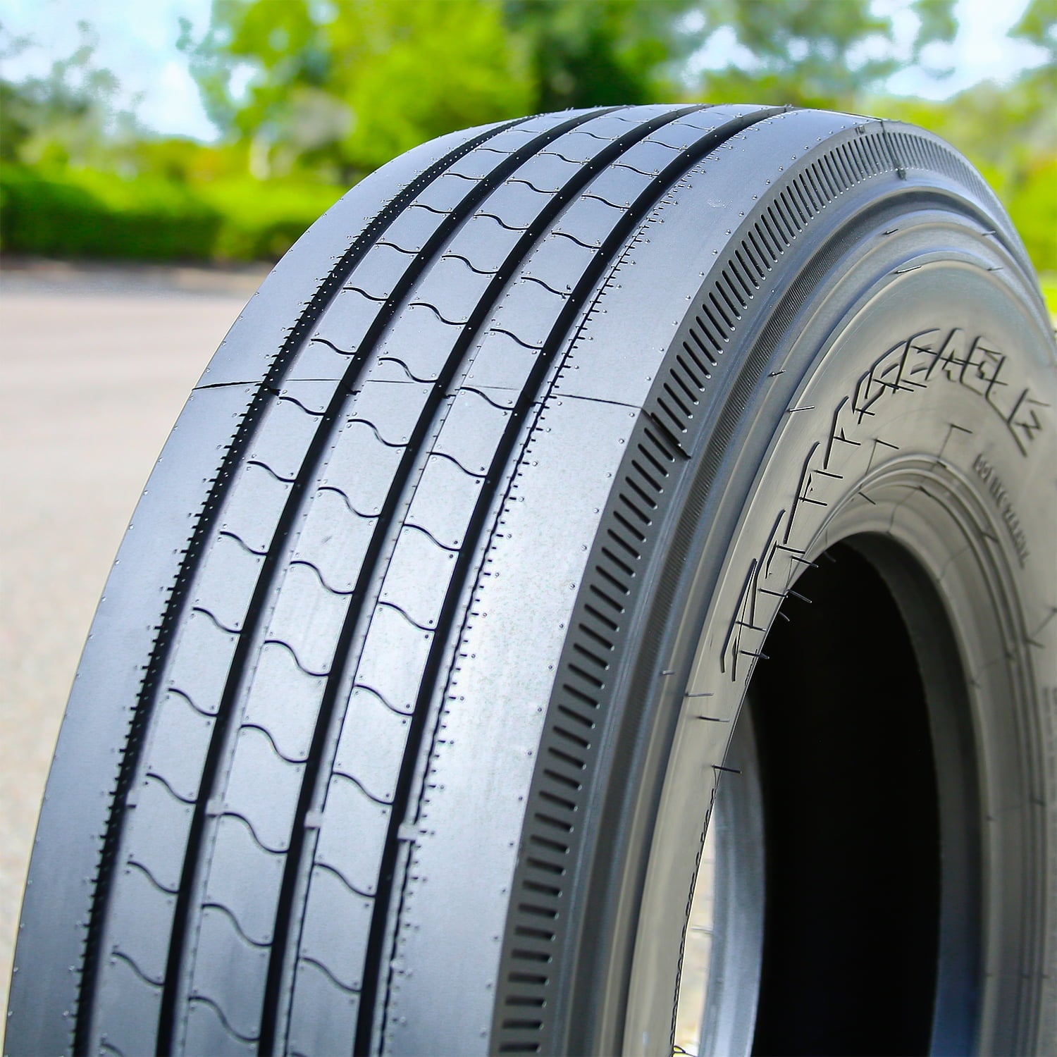 Transeagle ST Radial All Steel ST225/75R15 225/75R15 124/121L G 14 Ply Trailer Tire