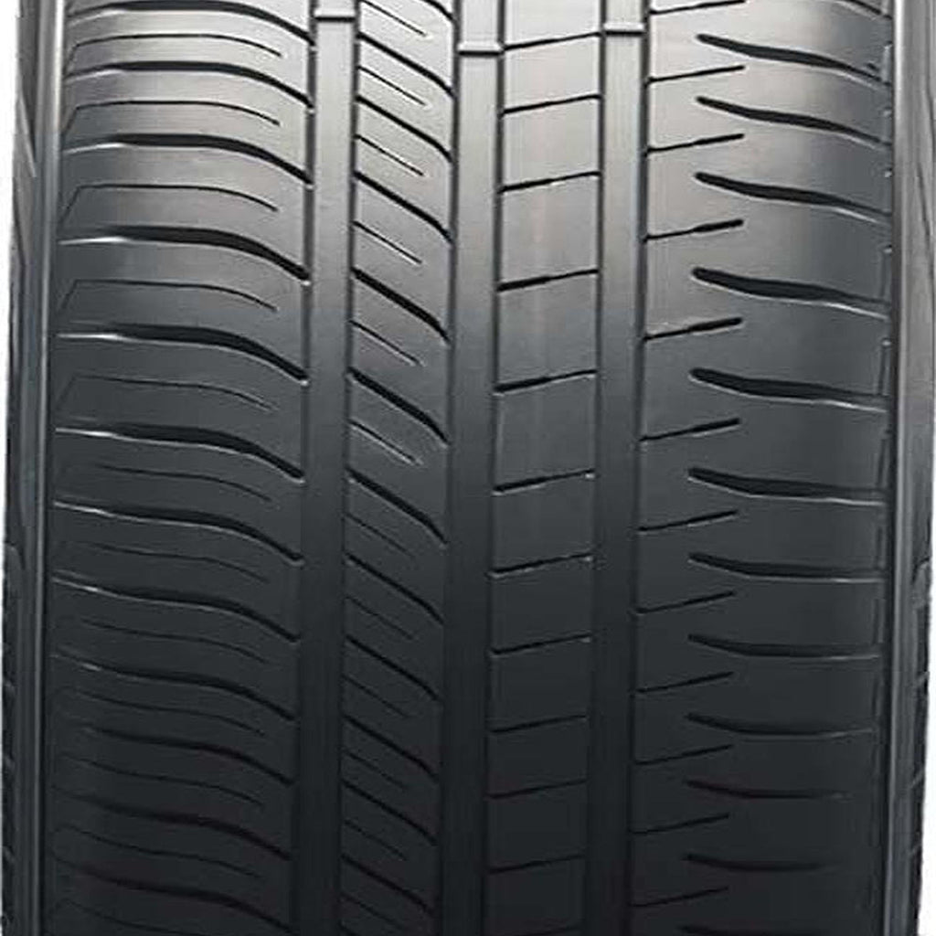 Momo OUTRUN M20 Performance 185/55R15 86H XL Passenger Tire