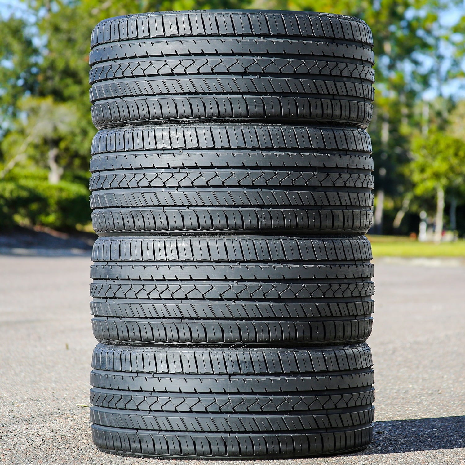 Lionhart LH-FIVE 305/35ZR22 305/35R22 110W XL High Performance a/s All Season Tire