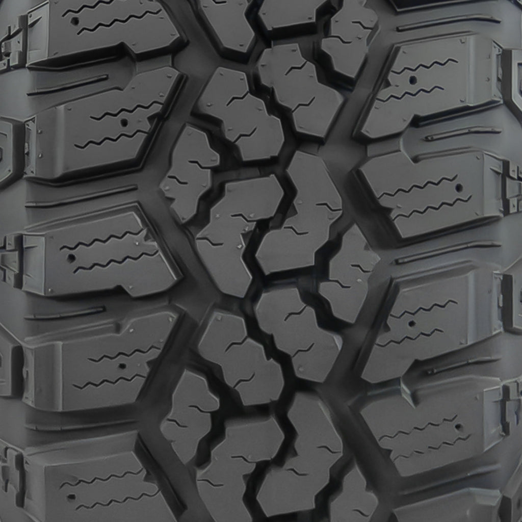 Kanati Tires Kanati Trail Hog A/T-4 All Terrain LT275/65R18 123/120Q E Light Truck Tire