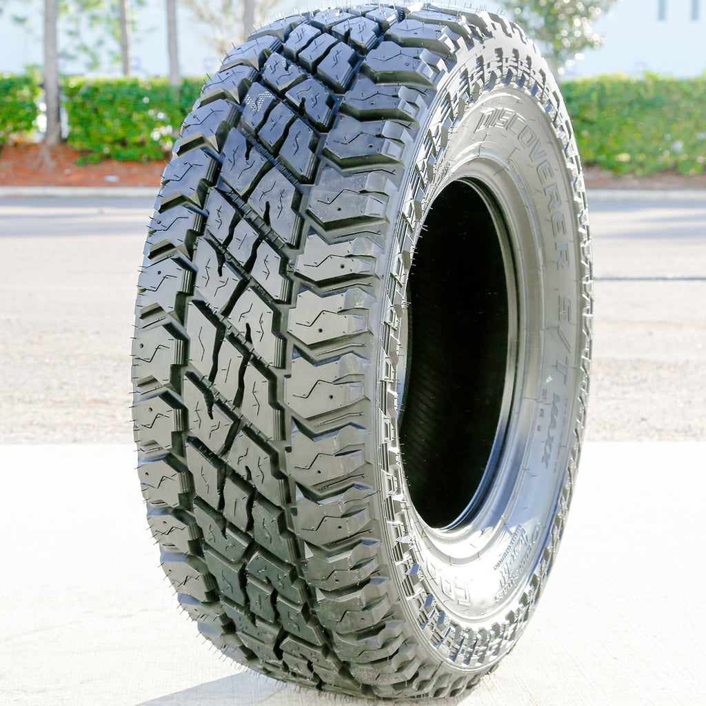 Cooper Tires Cooper Discoverer S/T Maxx All-Season LT305/70R18 126Q Tire
