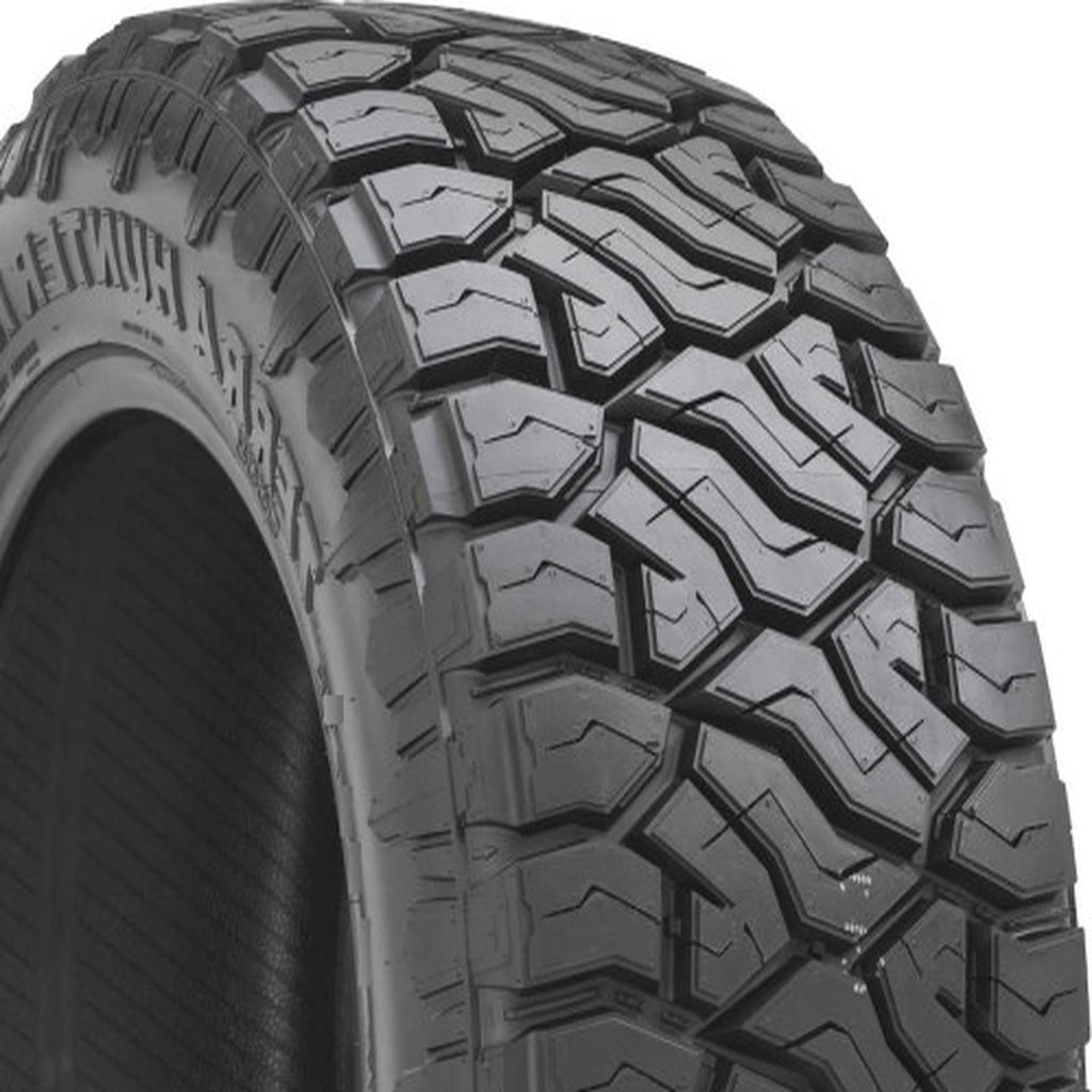 Venom Power Terra Hunter R/T Rugged Terrain LT33X12.50R17 121Q F Light Truck Tire