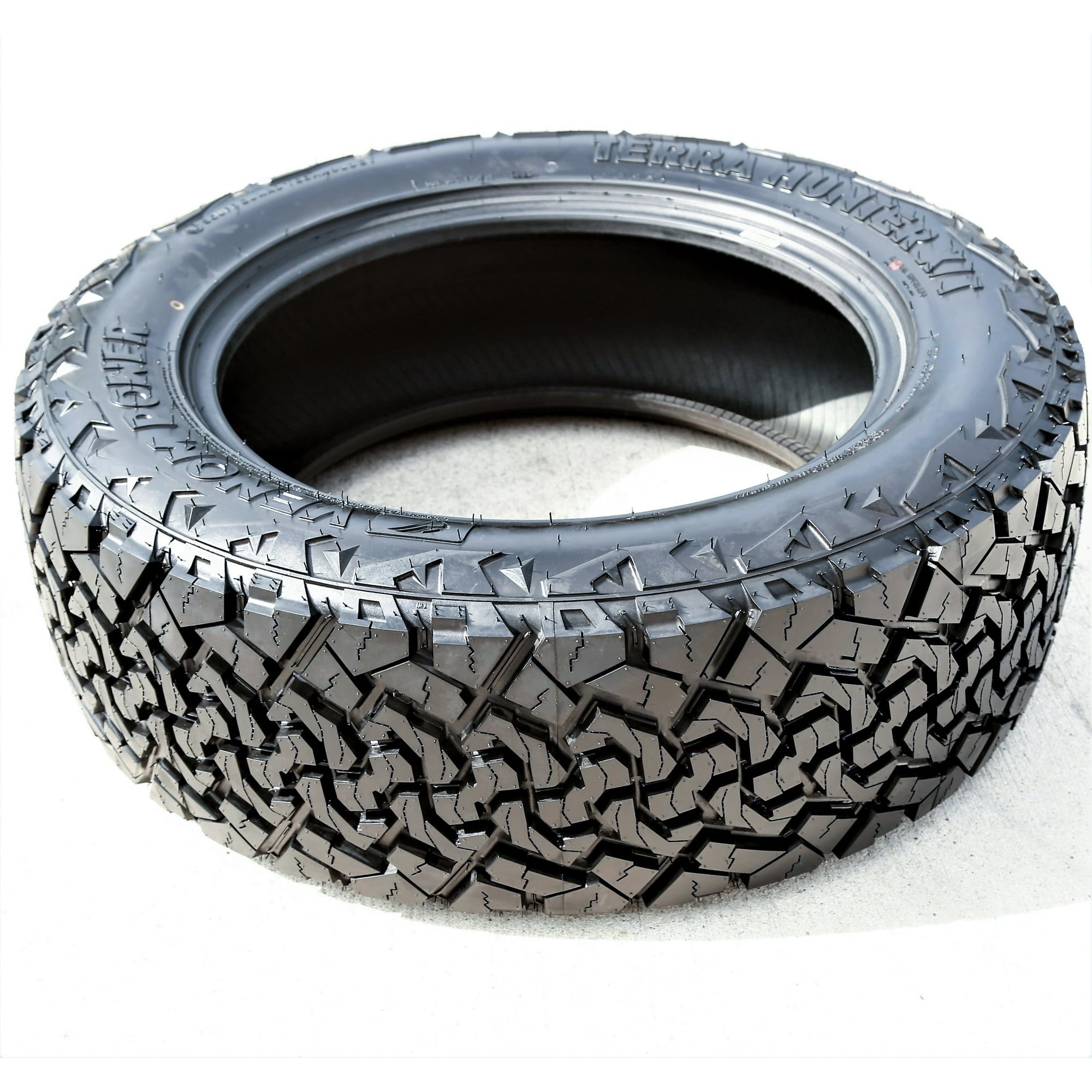 Venom Power Terra Hunter X/T 245/60R18 109H XL Extreme Terrain Tire