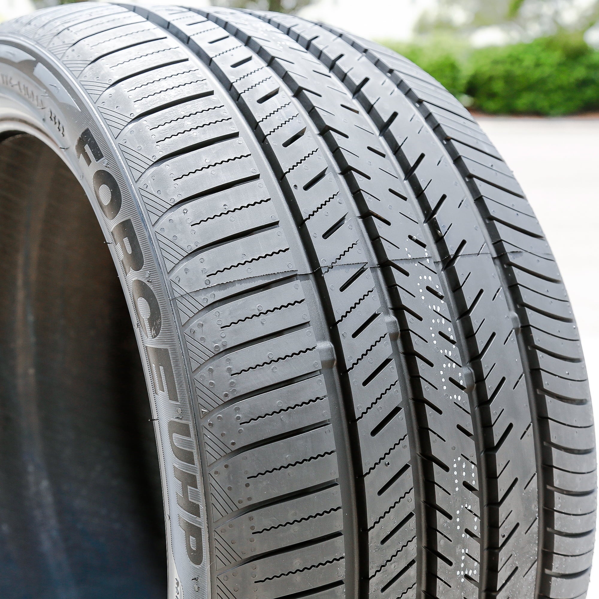 Atlas Tire Atlas Force UHP 275/35R18 95Y BSW Fits: 2006-07 Chevrolet Corvette Z06, 2008 Chevrolet Corvette 427 Limited Edition Z06