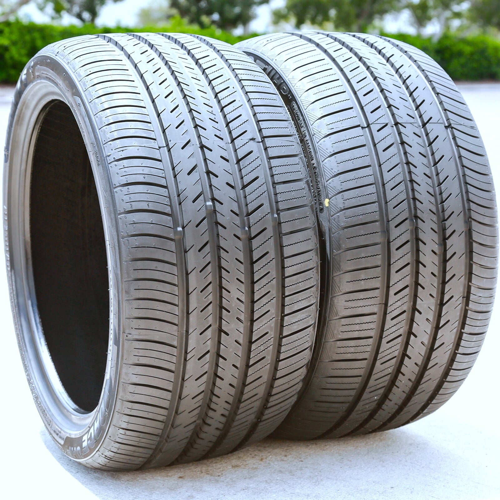 Atlas Tire Atlas Force UHP 275/35R18 95Y BSW Fits: 2006-07 Chevrolet Corvette Z06, 2008 Chevrolet Corvette 427 Limited Edition Z06