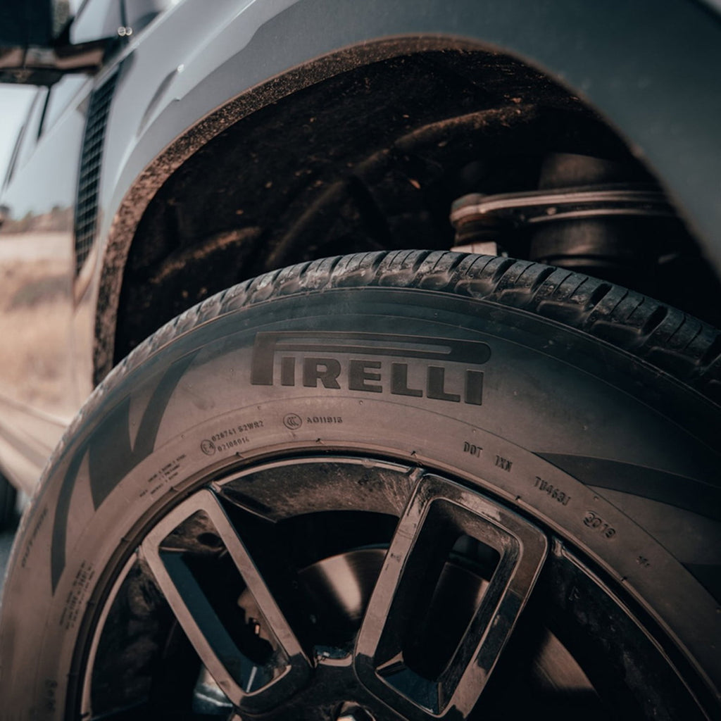 Pirelli Scorpion Zero All Season All Season 285/40R22 110Y XL SUV/Crossover Tire