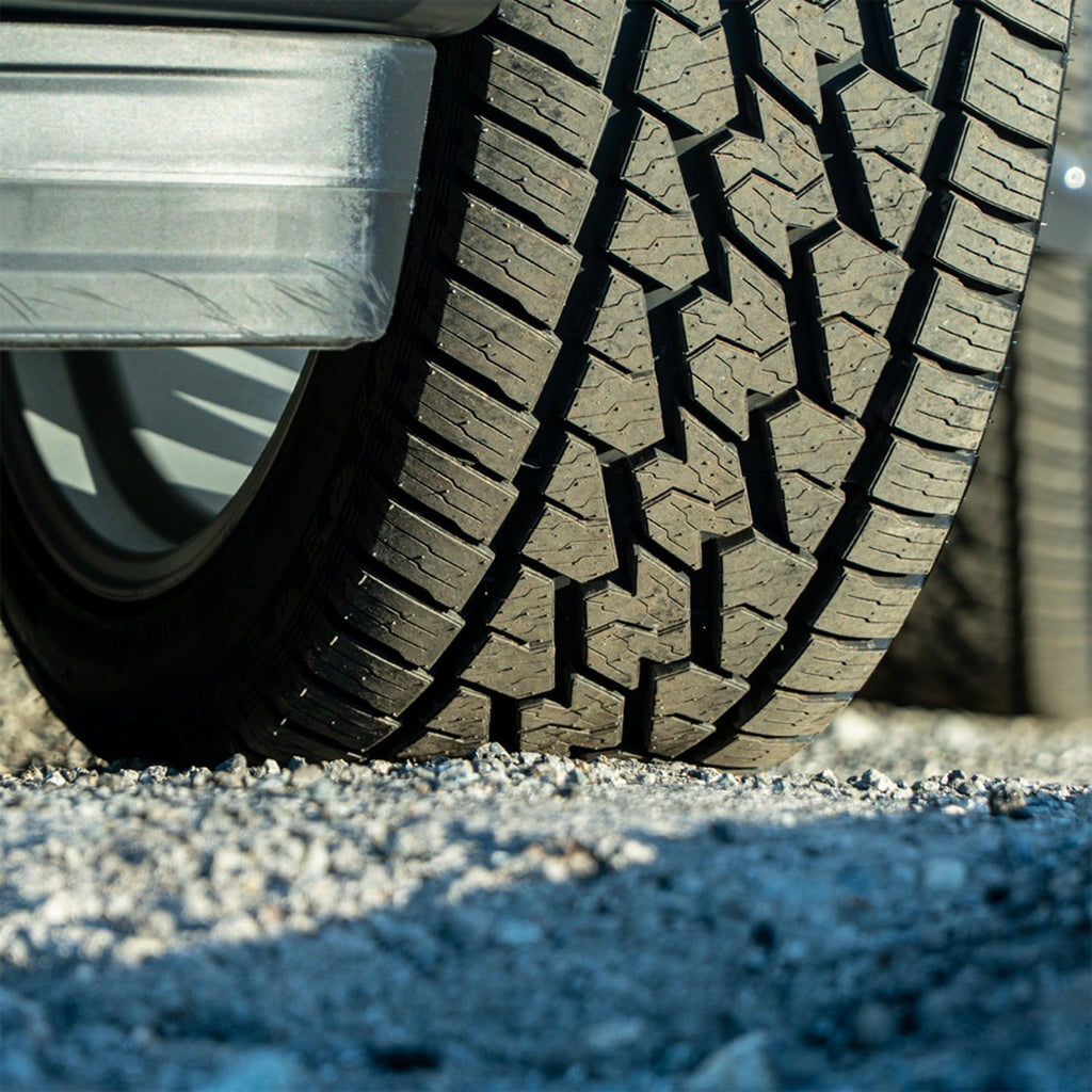 Delinte DX10 Bandit A/T LT275/65R20 E/10PLY Light Truck & SUV Tire
