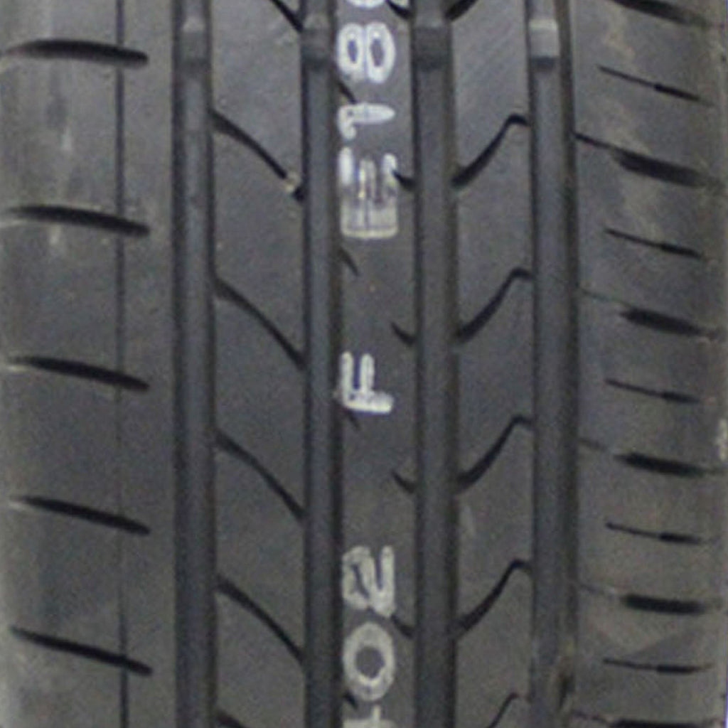 Atturo AZ850 UHP 235/40R20 96Y XL Passenger Tire