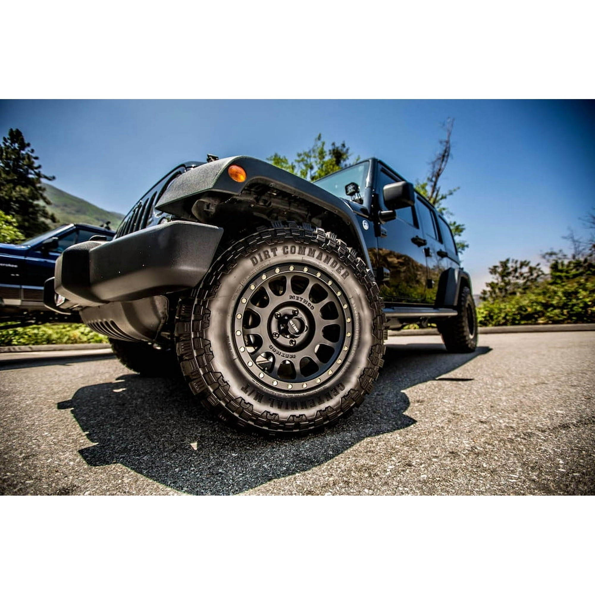 Centennial Dirt Commander M/T LT37/13.50R22