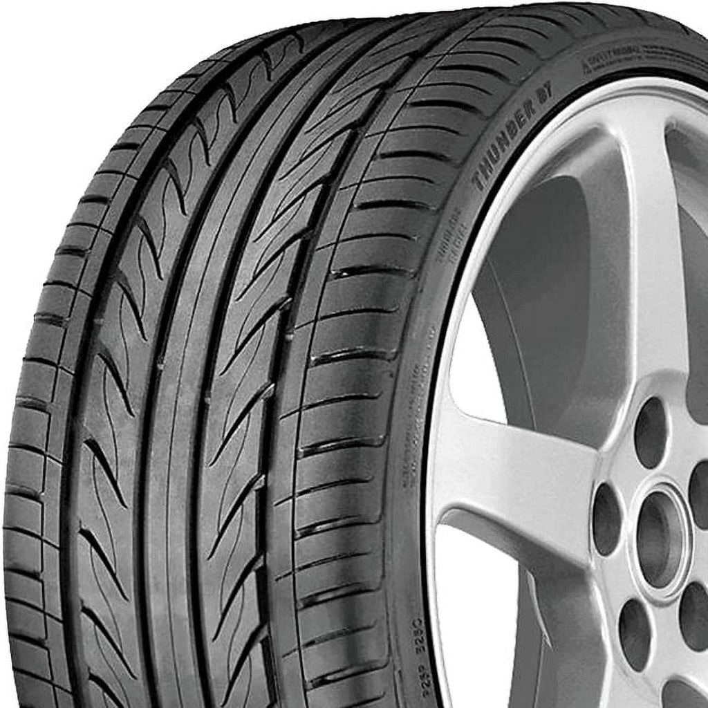 Delinte D7 A/S All Season 235/30R22 90W Passenger Tire