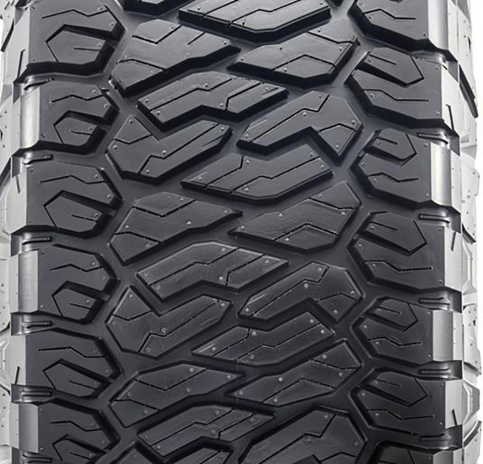 Maxxis Razr AT-811 All Terrain 285/70R17 117T Light Truck Tire