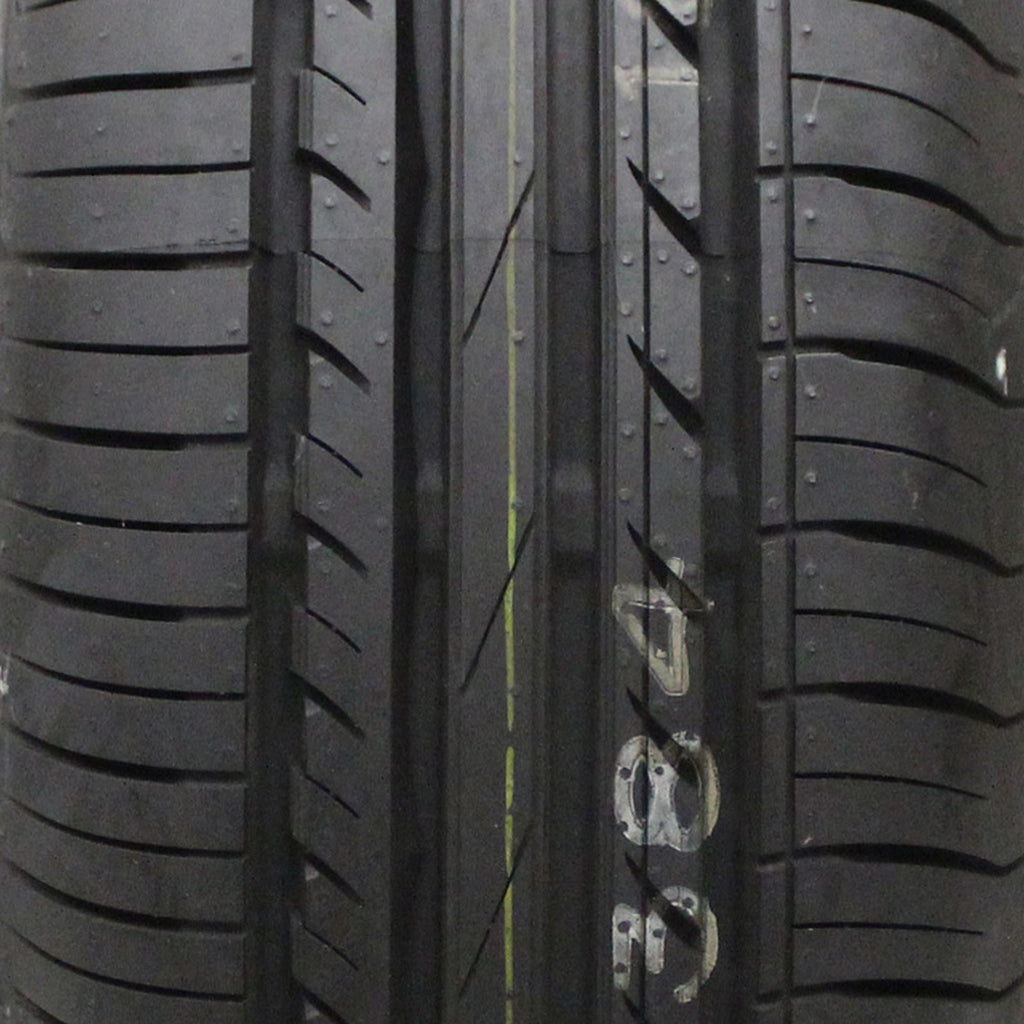 Starfire WR All Season 235/45R17 94W Passenger Tire