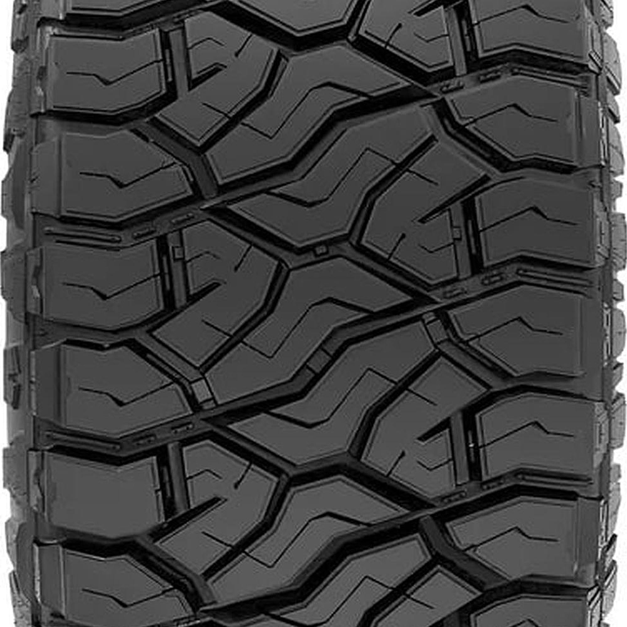 Venom Power Terra Hunter R/T Rugged Terrain LT305/55R20 125/122S F Light Truck Tire