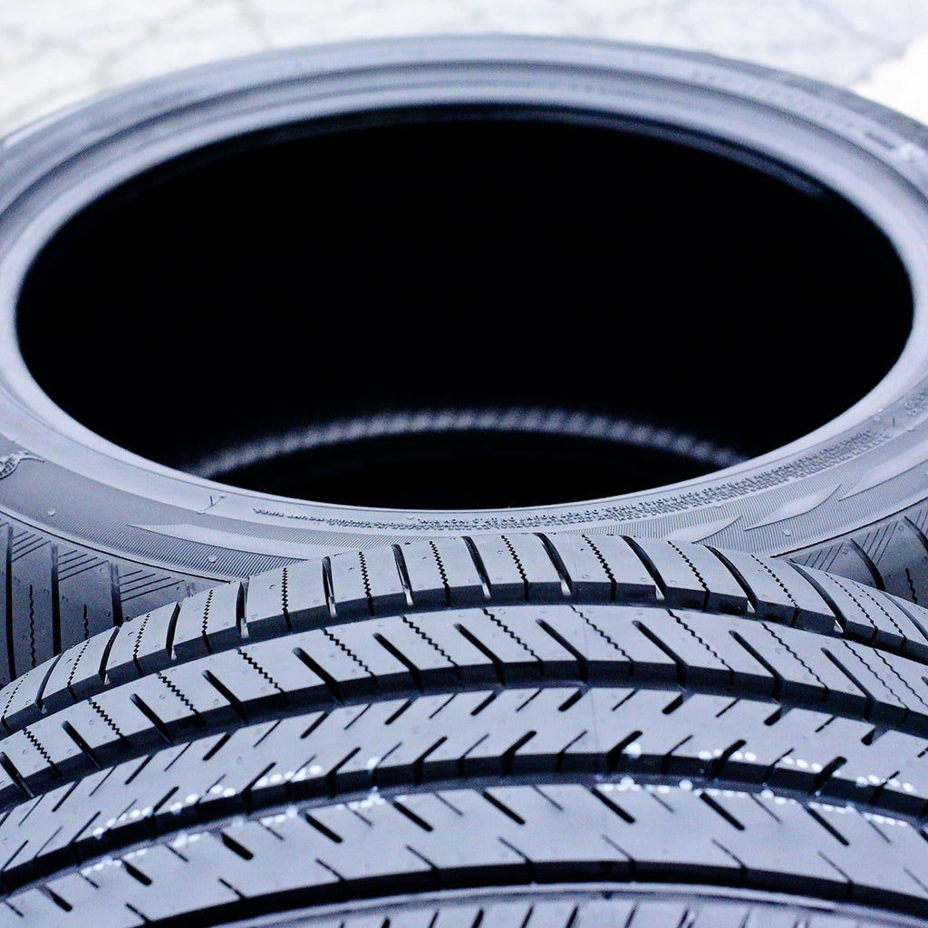 Atlas Tire Atlas Force UHP 235/35R19XL 91Y BSW Fits: 2018-23 Honda Civic Sport Touring, 2016-18 Ford Focus RS