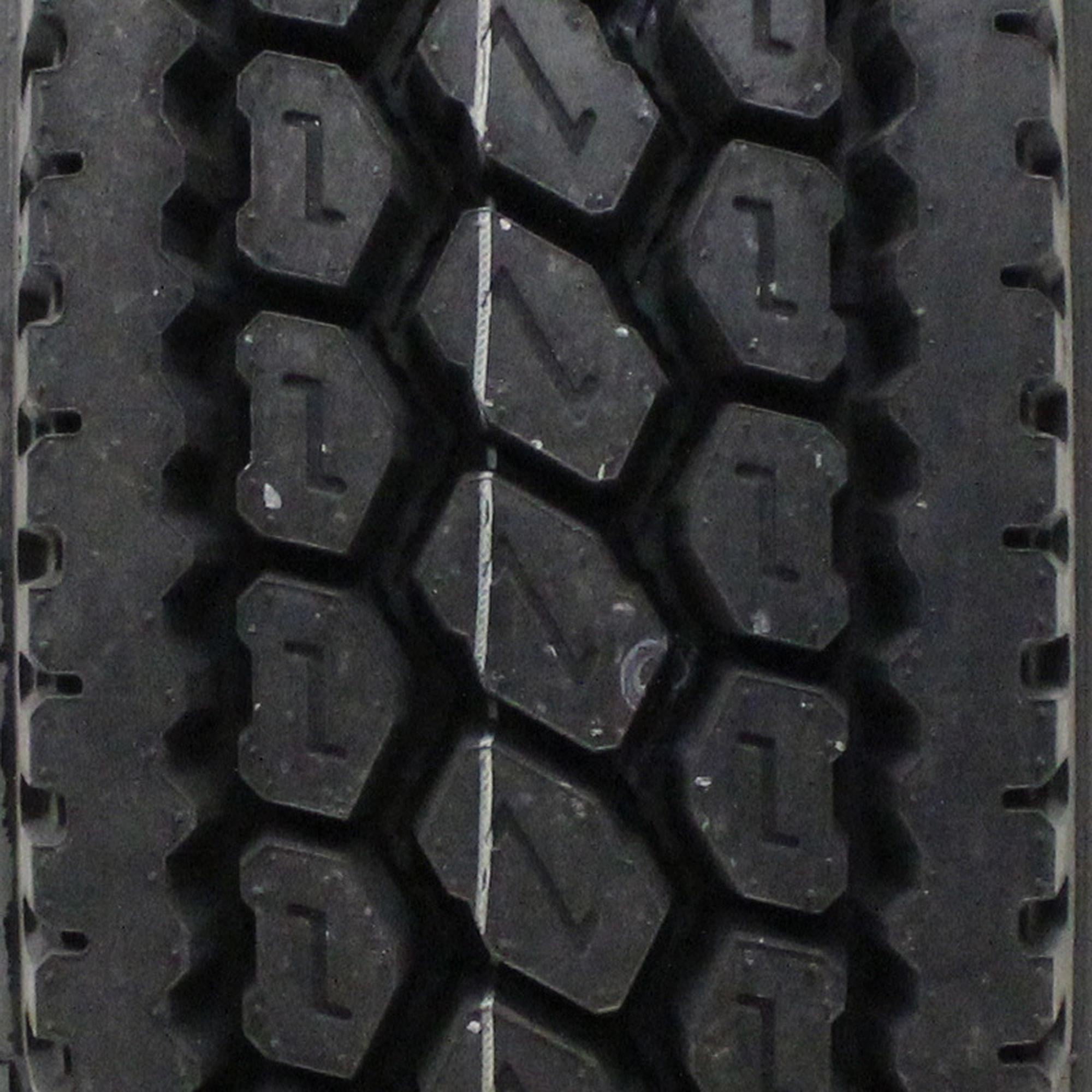 Double Coin RLB400 285/75R24.5 144/141L G Commercial Tire
