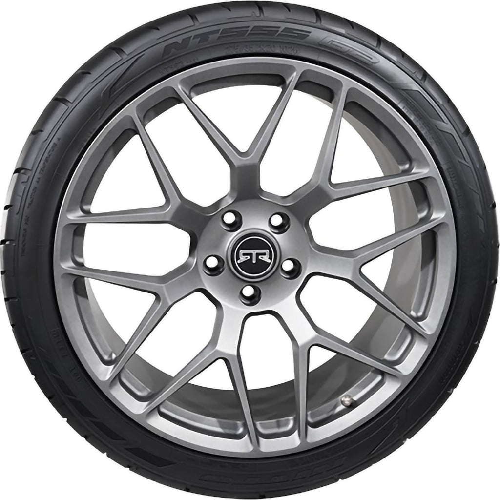 Nitto NT555 G2 285/40ZR17 104W XL Ultra-High Performance Summer UHP Tire