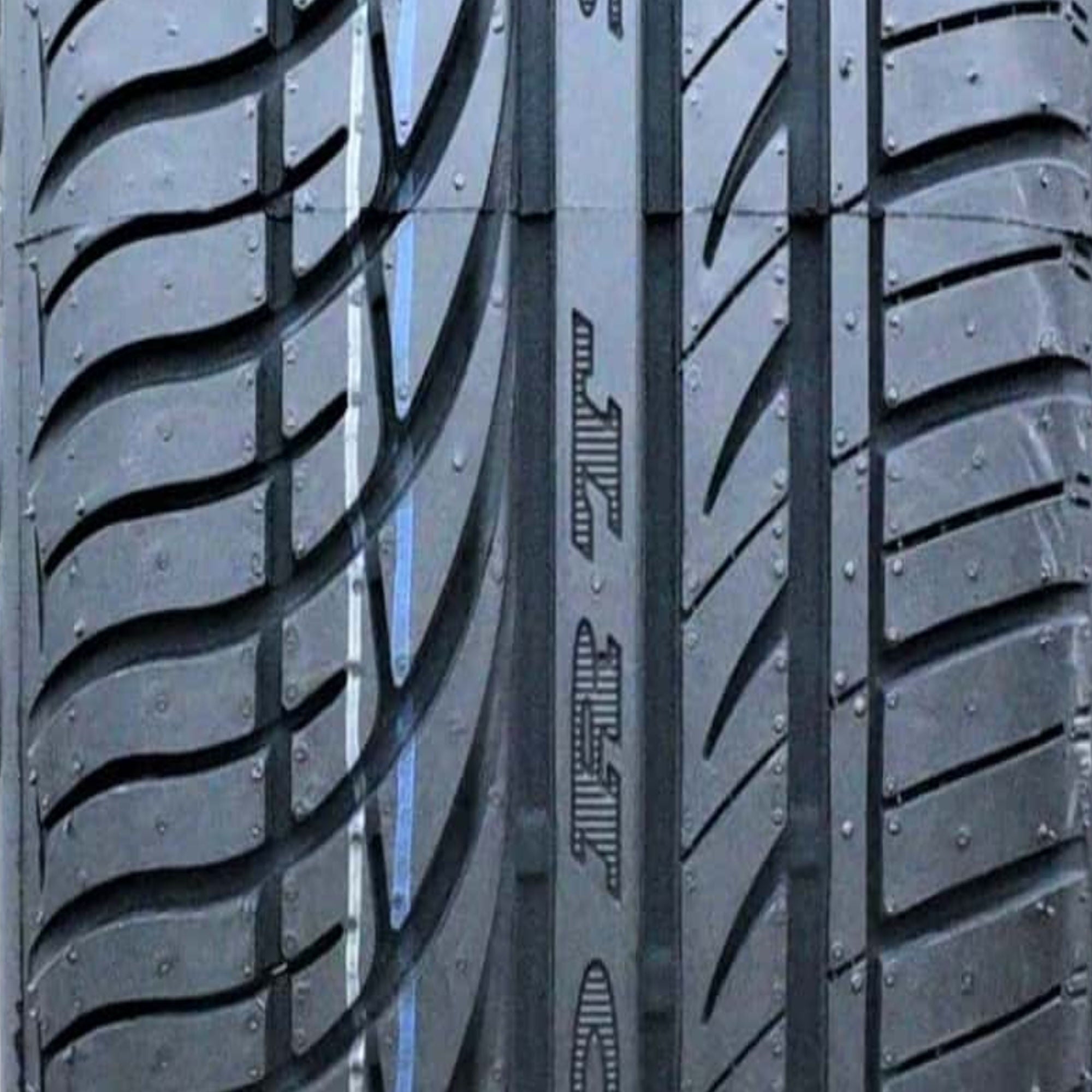 Fullway HP108 Performance 245/40ZR19 98W XL Passenger Tire