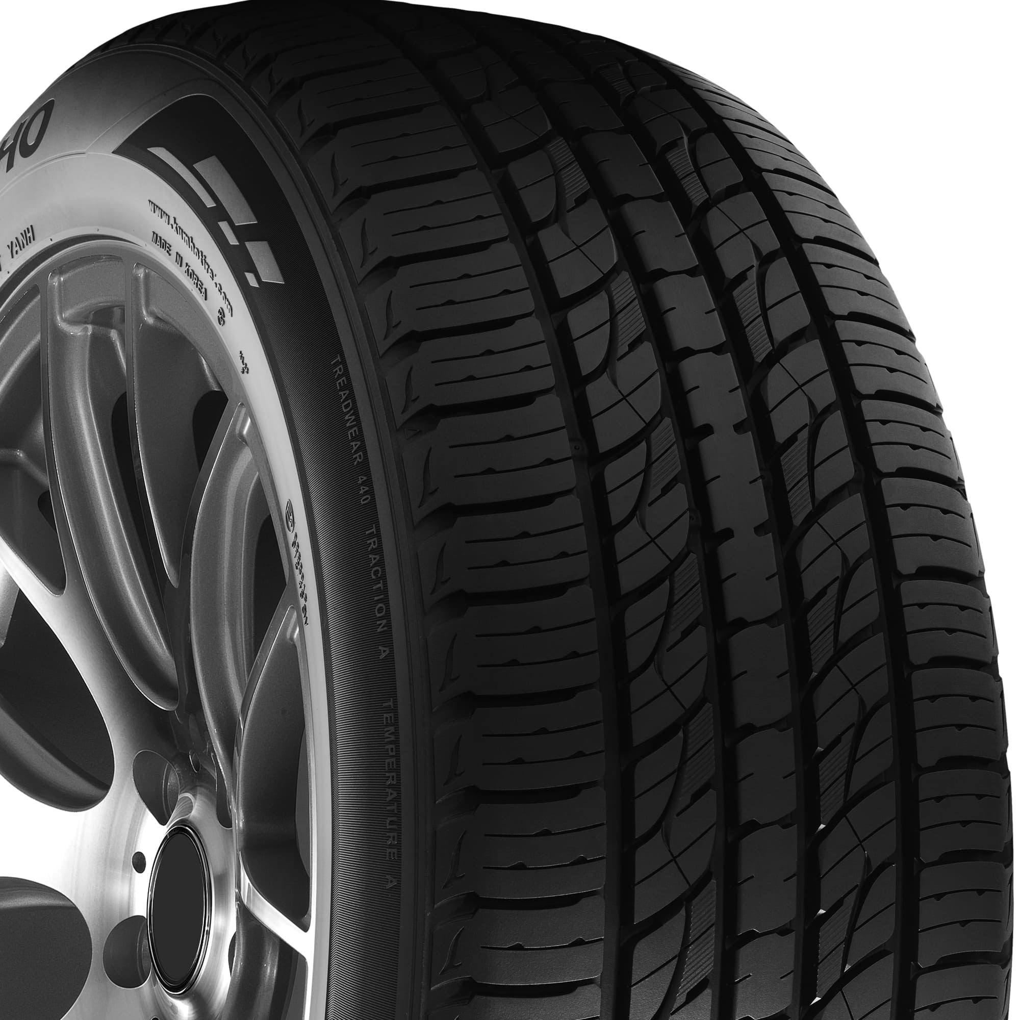 Kumho Tire Kumho Crugen Premium KL33 All Season 245/60R18 105T SUV/Crossover Tire