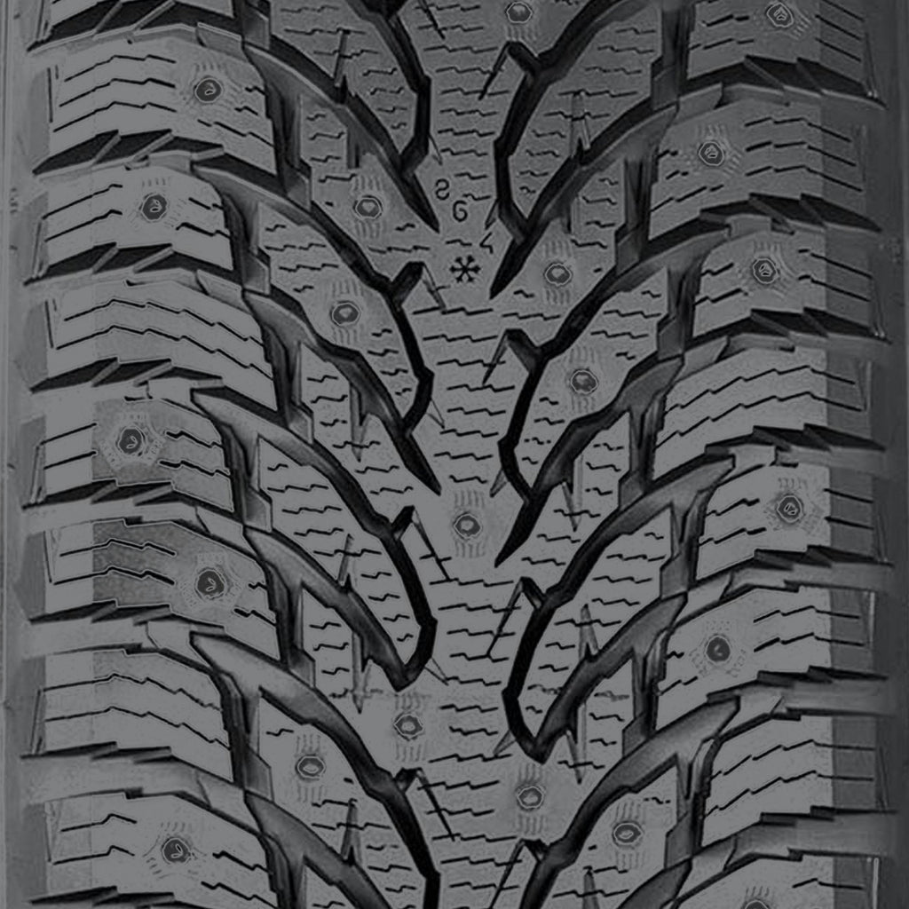 Nokian Hakkapeliitta 9 SUV Studded Winter 265/60R18 114T XL SUV/Crossover Tire