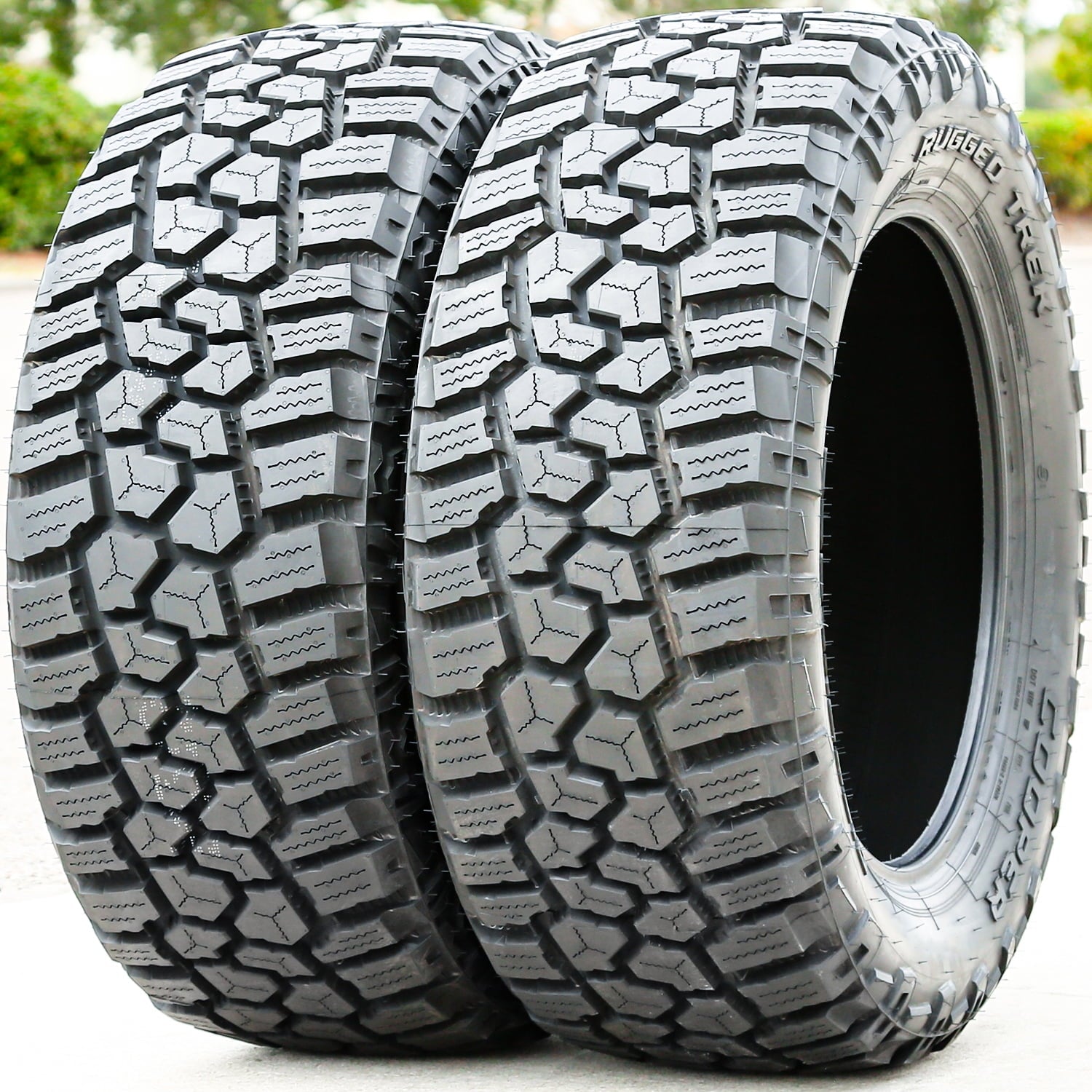 Cooper Tires Cooper Discoverer Rugged Trek All-Season LT265/60R20 121Q Tire Fits: 2022 Toyota Tundra SR TRD Off-Road, 2023 Toyota Tundra 1794 Edition