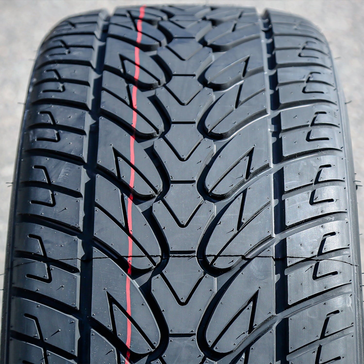 Fullway HS266 285/45R22 114V XL Performance a/s All Season Tire