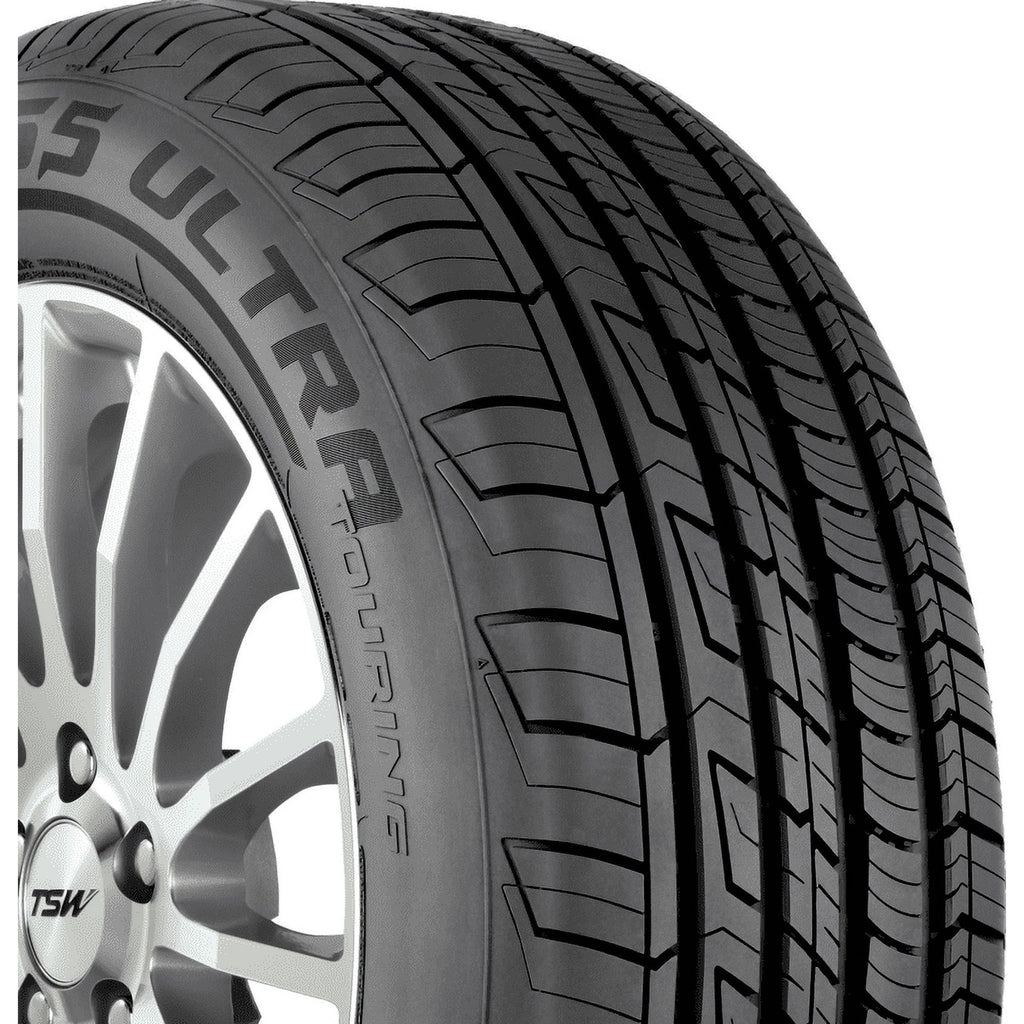 Cooper CS5 Ultra Touring All-Season Tire - 255/65R18 111H